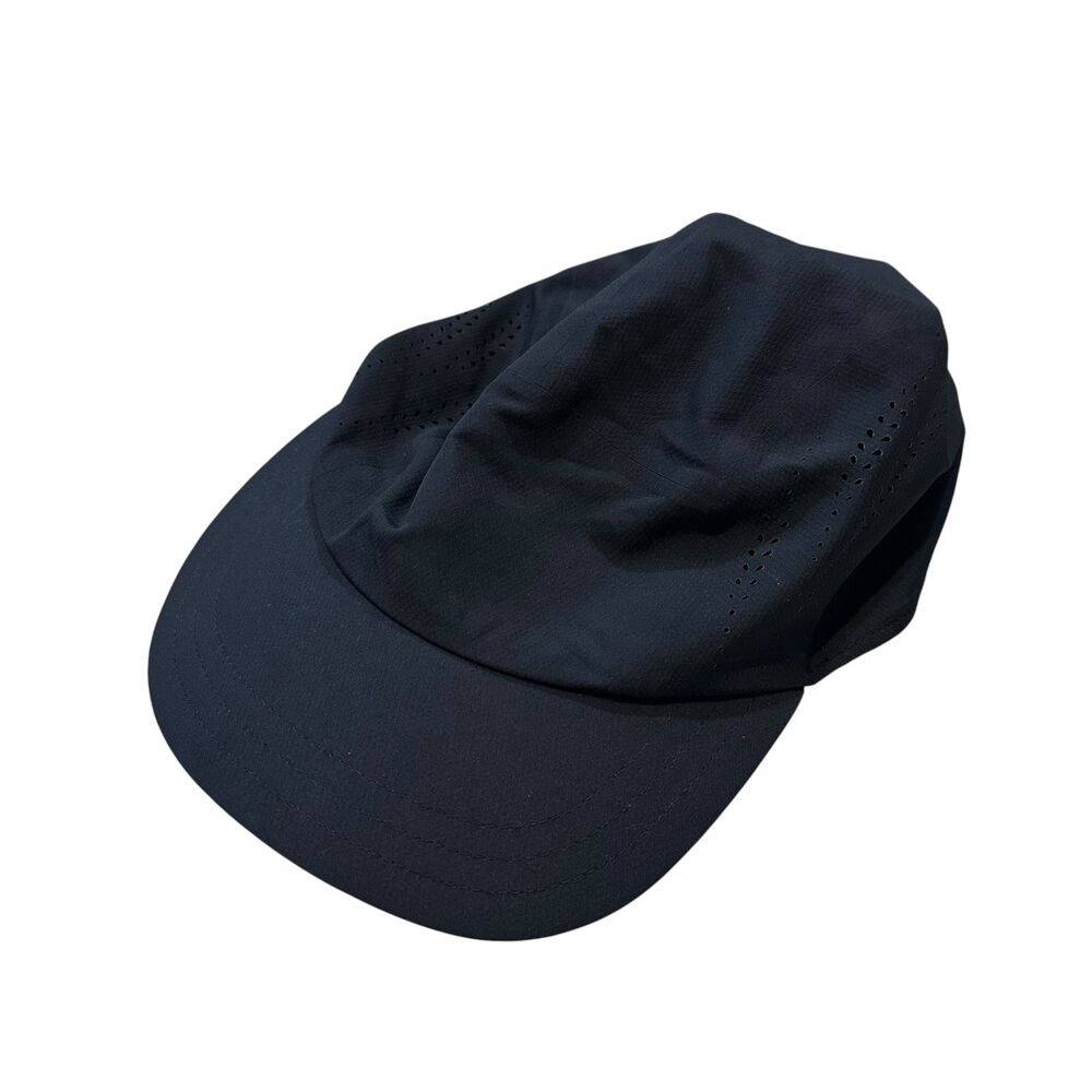 Athleta Ultra Light Run Cap 3.0 in Black